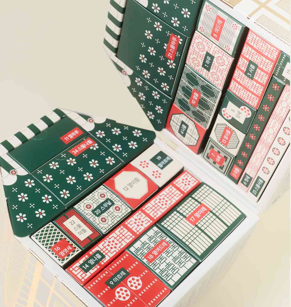 Yepoda Korean Beauty Advent Calendar 2024